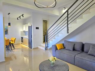 Holiday home for six guests - Lalzit Bay - 4