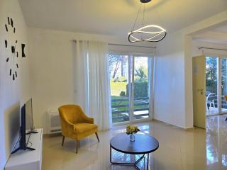 Holiday home for six guests - Lalzit Bay - 2