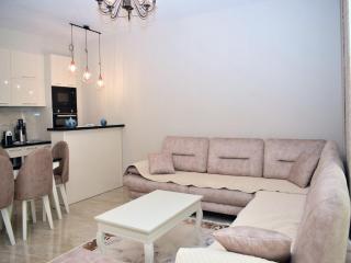 Quiet Coastal Apartment in San Pietro - Lalzit Bay - 2