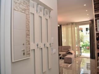 Quiet Coastal Apartment in San Pietro - Lalzit Bay - 1