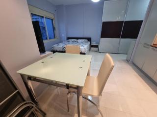 Studio Apartment by New Beach Waterfront - Valona - 9