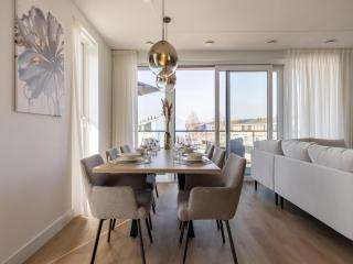 Relaxing 6-Person Getaway with Harbor Views - Kortgene - 1