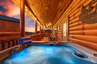 Smoky Bear Splash Top Rated Private Pool Cabin with Hot Tub, Mtn Views, Arcade Games, Excellent Location - 7