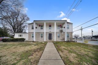 2 Charming Units Close to Downtown & Expo Center - Louisville - 9