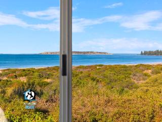 Absolute Beachfront 3BR 2BA Home w/ Beach Track - McCracken - 1