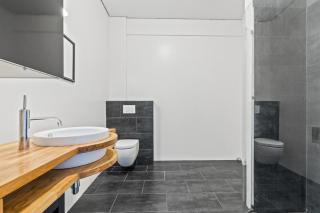 Central Reykjavík Baldursbrá apartment - Reykjavik - 1
