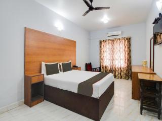 Collection O Maizons Lakeview Resort - Arpora - 4