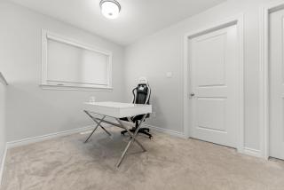 Bliss Modern Luxury 3BED entire townhome PLUS FREE PARKING - 1