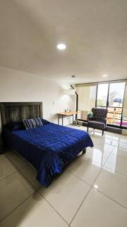 C3-S02 EXECUTIVE SUITES at ITESM CEM Families Tourists & Travelers Choice Foreign Students Companies Executives WELCOME!!! 10min Izcalli-15min Esmeralda-20min Sátelite-25min AIFA - 0