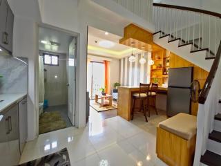 Stylish 1 Bedroom Loft with 2 Balconies - Iloilo City - 6