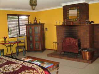 Gumtree on Gillies Bed and Breakfast - Yungaburra - 9