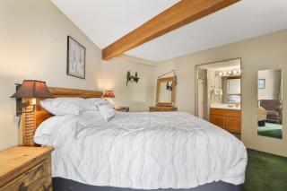 Tahoe Keys Marina View - 3 BDR Desirable Community - South Lake Tahoe - 2