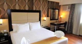 Mallberry Suites Business Hotel - 1