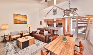 Tahoe Lakeside Retreat - Lakefront Condo - South Lake Tahoe - 8