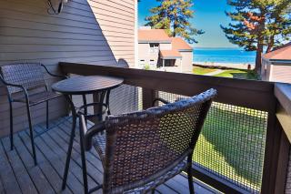 Tahoe Lakeside Retreat - Lakefront Condo - South Lake Tahoe - 5