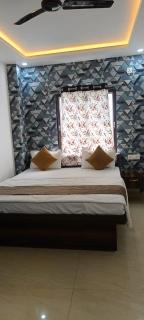 SHEHNAI RESORT Hotel & Restaurant - Jāmb - 0