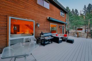 The Elevator House - Sleeps 10 - Stateline - 8