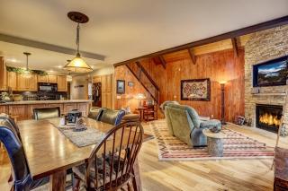 Woodland Escape - Cute Little Cabin in the Woods - South Lake Tahoe - 8