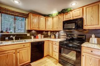 Woodland Escape - Cute Little Cabin in the Woods - South Lake Tahoe - 6