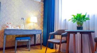 PAI Hotel·Luoyang Dingding Bei Road Hongjin Logistics International Peony Garden - Luoyang - 1