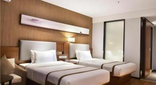 Jtour Inn Xianning Chongyang Taoxi Avenue - Xianning - 1