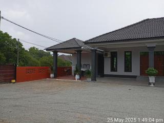 Suria guesthouse - Kampung Raja - 6