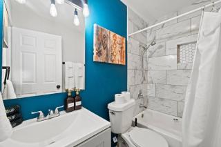 Modern&kid friendly:Lackland|SeaWorld|Games|Pets - San Antonio - 1