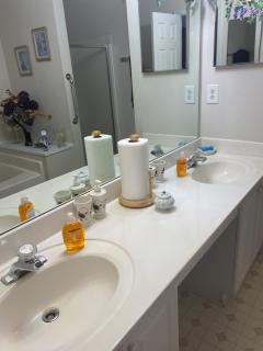 Charming Three Bedroom in Arbor Links - Lithonia - 1