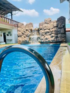 โรงแรมภูรัญญารีสอร์ทเขาใหญ่ - 6