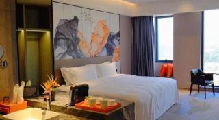 Yinhu Junyi Hotel（Wildlife Park） - 1