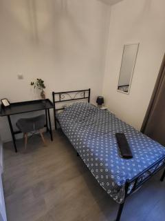 Iago Lodge ,gare et aéroport à proximité - 5