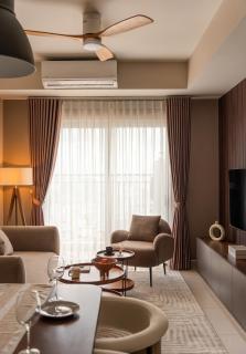 Downtown Saigon, District 1, 3 Bedroom + 2 WC Modern Condo Near Bui Vien - Ho Chi Minh - 9