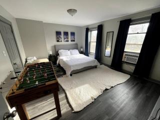 Massive 5BD/4BA 3-Story Duplex @ Downtown Albany - Albany - 9