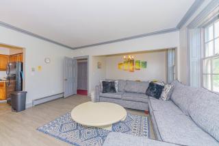 Massive 5BD/4BA 3-Story Duplex @ Downtown Albany - Albany - 6