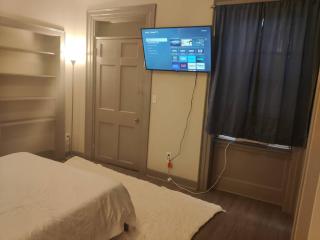 Massive 5BD/4BA 3-Story Duplex @ Downtown Albany - Albany - 3
