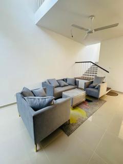 Sapphire Courtyard - 4