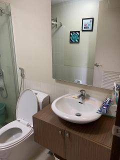 Mirea Residences TJ's Crib 3 Bedroom with Parking - Manila - 0