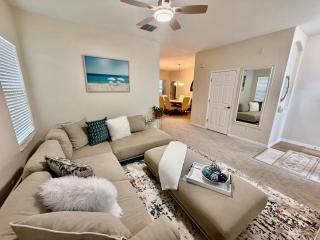 Grand Village 4BR Pool Home near Disney Parks - Davenport - 3