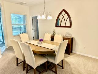 Grand Village 4BR Pool Home near Disney Parks - Davenport - 2