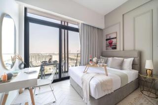 Frank Porter - Oxford 212 - Dubai - 2