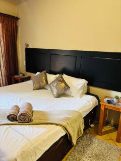 18 Churchill Avenue - Witbank - 9