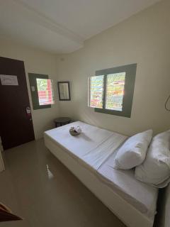 Stefanie Grace Paradise Inn - Loboc - 4