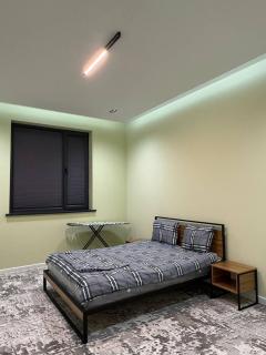 Humsan-hills Quiet Valley Retreat & BBQ-Friendly Hillside Fun - Khumson - 1