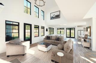 Luxurious Giuliana Rose 5BDR FarmHouse ➠ 8062 - 4