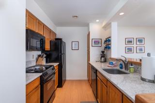 100 Snow Creek condo - Warren - 7