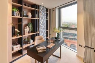 Beautiful Four Bedroom Penthouse over looking the River Thames - 2