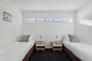 Treble Cone Views - 2 Bedroom - Wanaka - 1