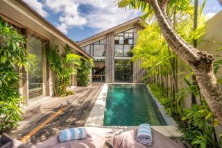 Modern Designer 2BR Villa in Central Berawa Canggu - Canggu - 0