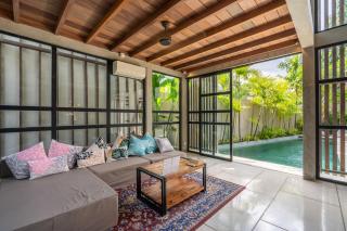 Modern Designer 2BR Villa in Central Berawa Canggu - Canggu - 7