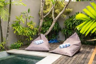 Modern Designer 2BR Villa in Central Berawa Canggu - Canggu - 3